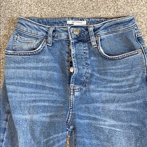 Forever 21 mom jeans size 25